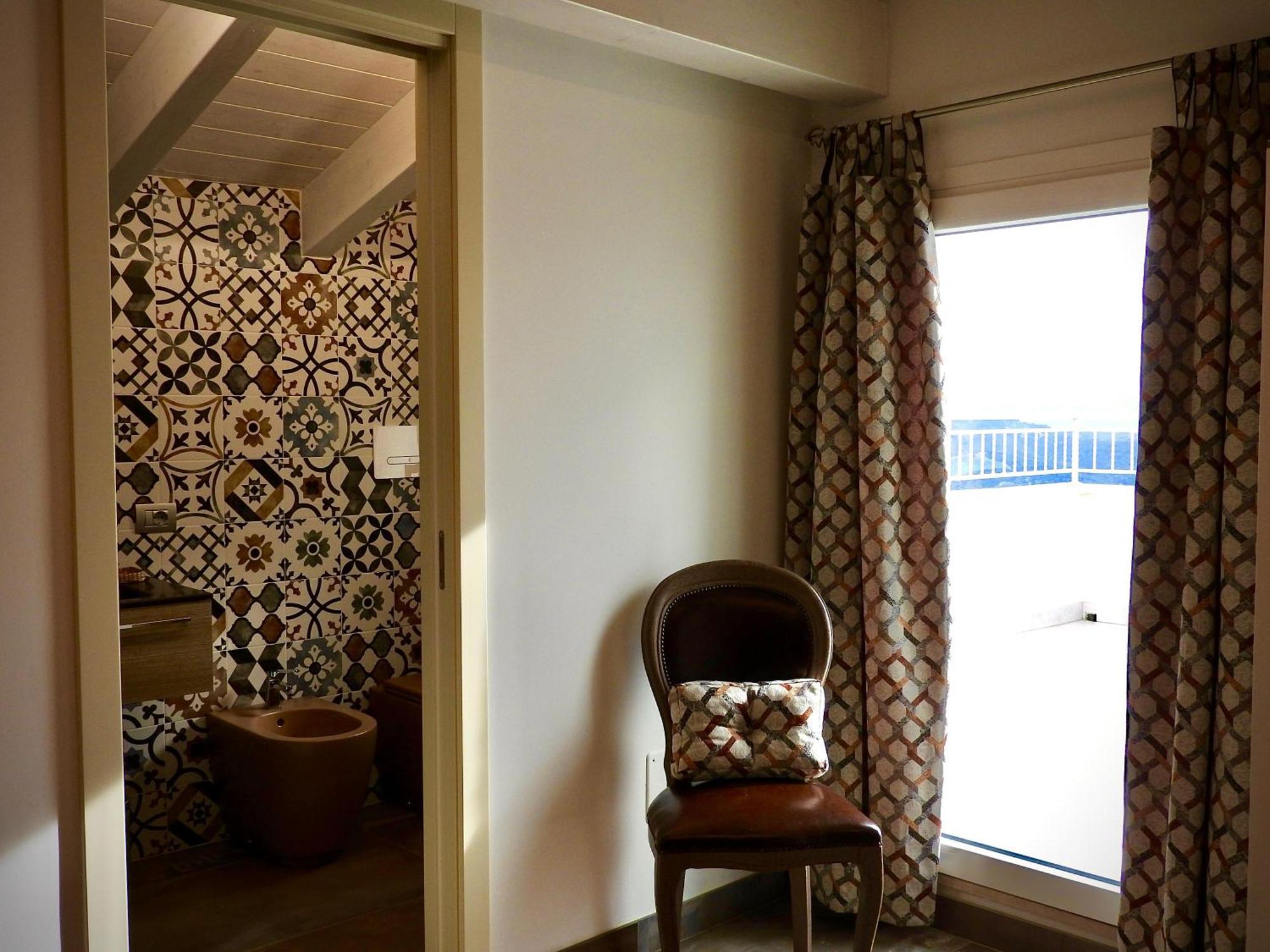 Casa Vacanze Luxury Bacio Di Luna Montalbano Ionico Exterior photo